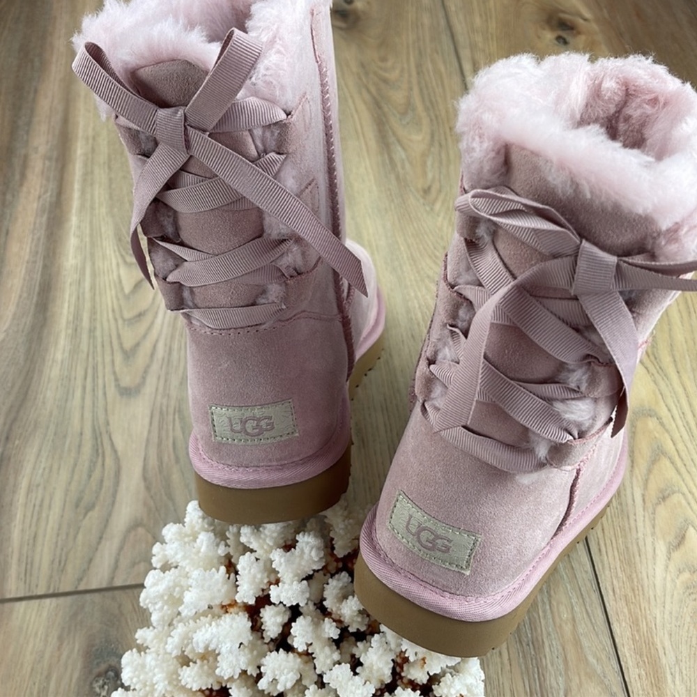 🌴🔆UGG - SHORT CONTINUITY BOW BOOTS🔆🌴 - Picture 10 of 16